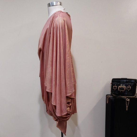 💥BOMBSHELL!💥Asymmetrical Draped Kimono Sleeve Dress in Metallic Pink - Picture 11 of 16